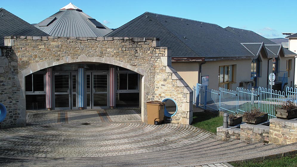 Stores fenetres verandas technal a Mende, Lozere et à Millau, Aveyron : Severac Aluminium.